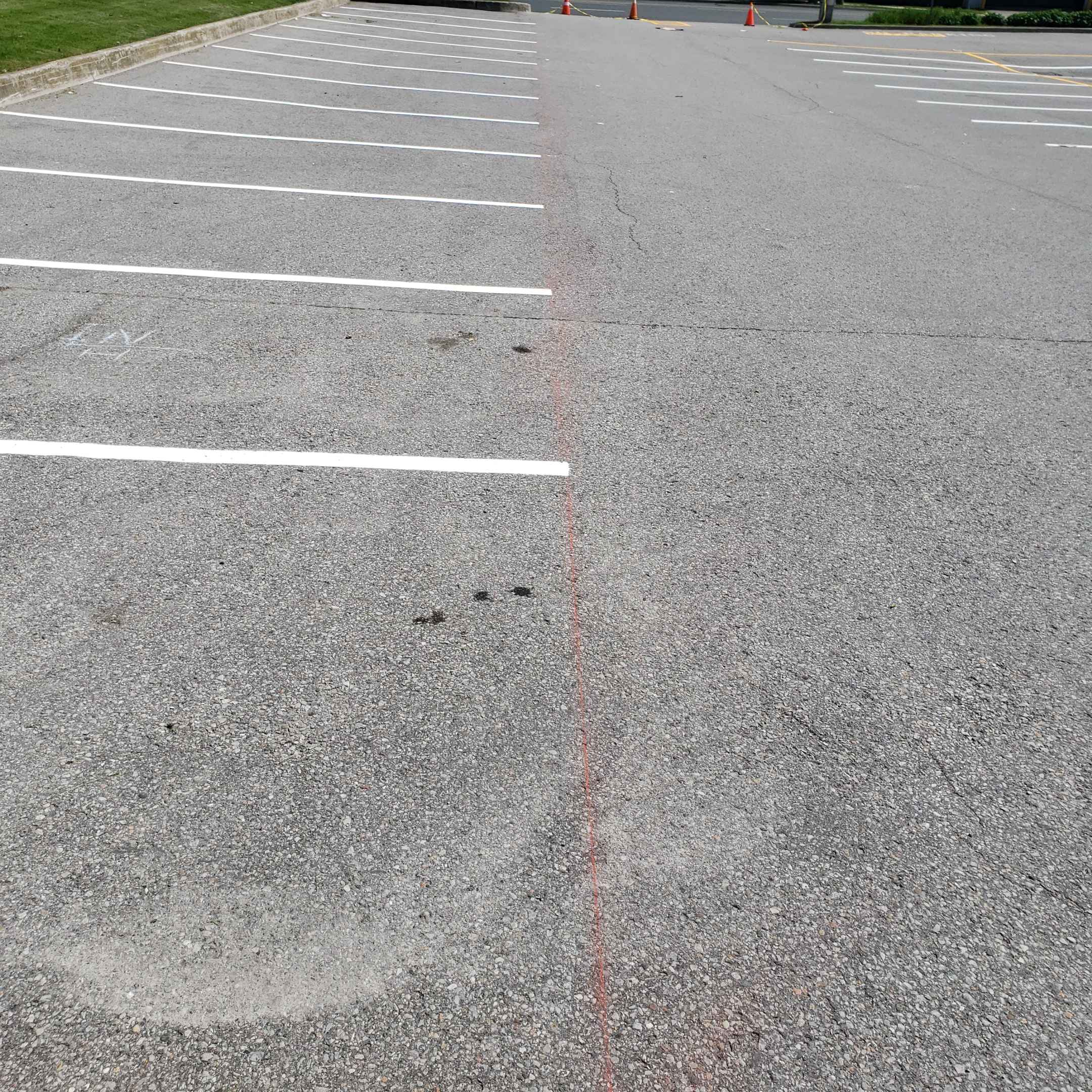 When Is the Right Time of Year to Fill Cracks in Asphalt?