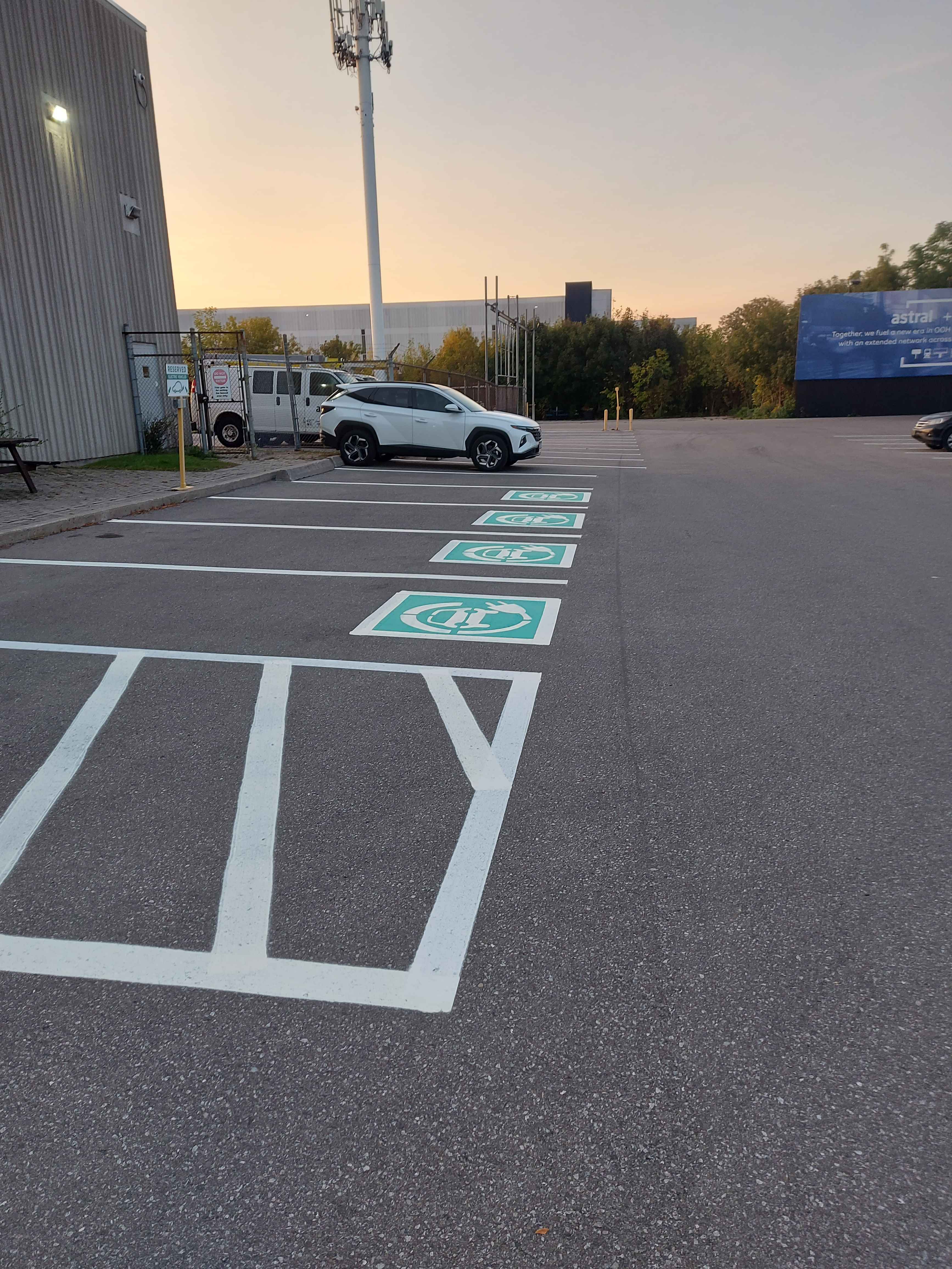 Retail parking lot line painting